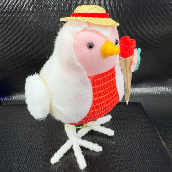 Target Spritz Felt Bird Featherly Friends Valentine 2023 Jet Love Wedding Flower - Picture 1 of 10